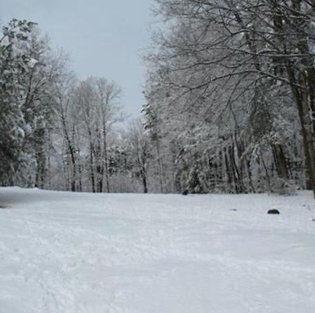Tumble Inn Schroon Lake Δωμάτιο φωτογραφία
